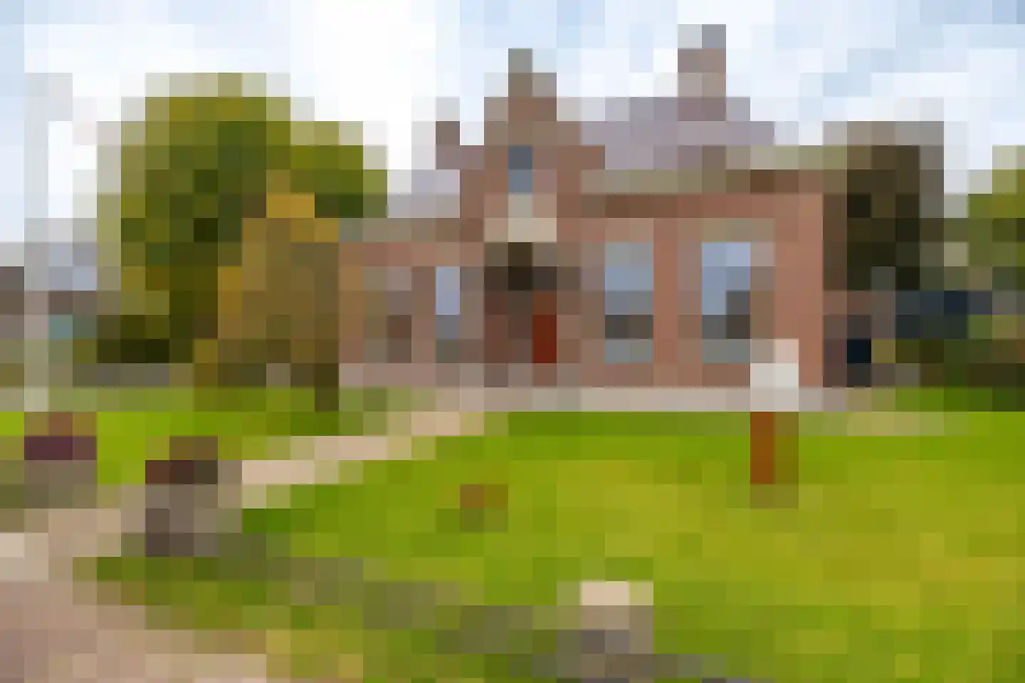 Valge 2 in Leens