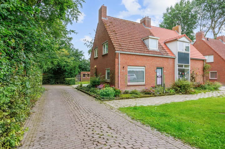 Valgeweg 18 in Feerwerd foto