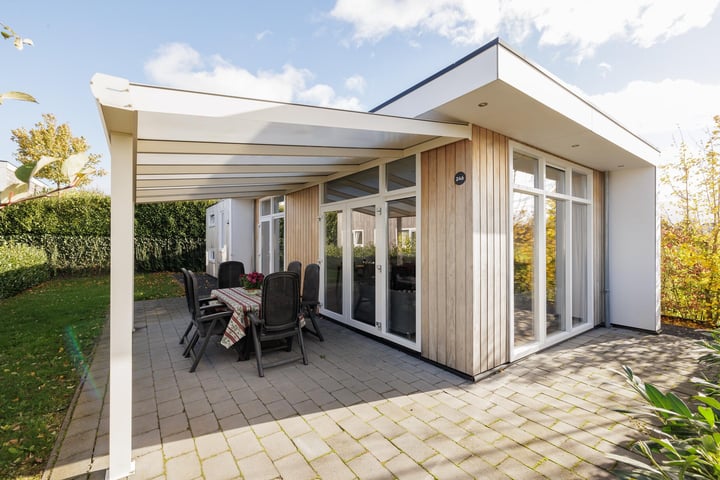 Valkenburgerweg 128V-246 in Schin op Geul foto