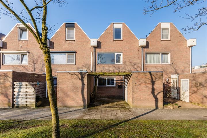 Valkenhof 5 in Made foto