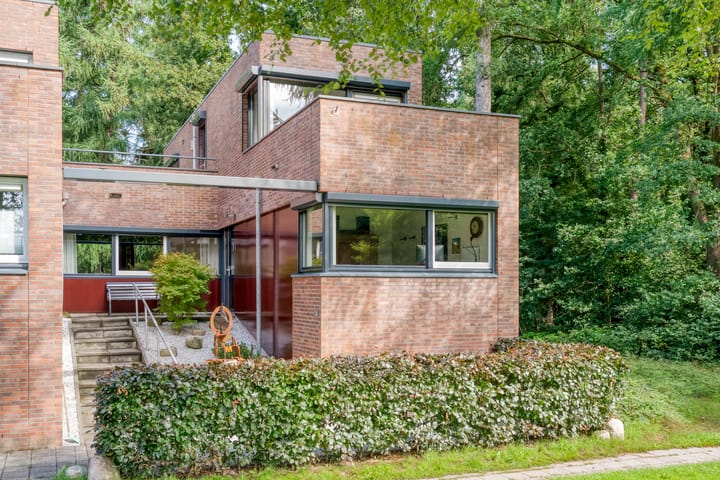 Valtherlaan 265 in Emmen foto