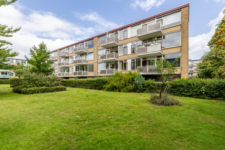 Van Anrooystraat 147 in Ridderkerk foto