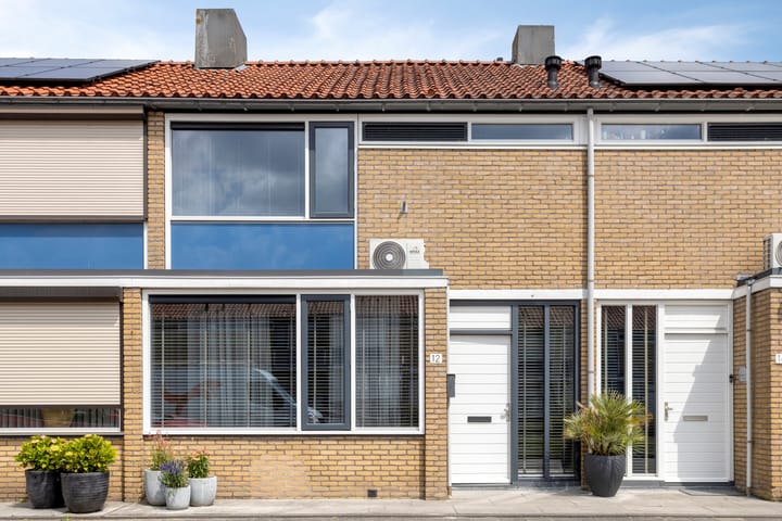 van Beresteynstraat 12 in 's-Hertogenbosch foto
