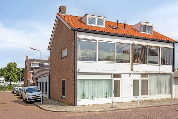 van Beresteynstraat 4A in 's-Hertogenbosch foto