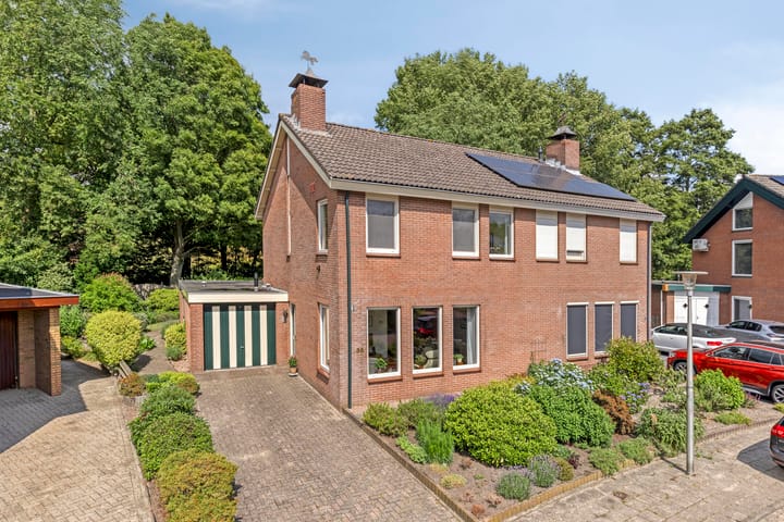 van Bothnialaan 35 in Coevorden foto