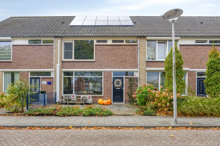 Van Brabantstraat 18 in Steenbergen foto
