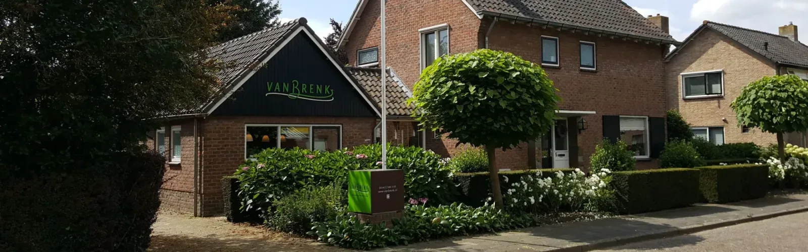 Team foto van Van Brenk Makelaardij