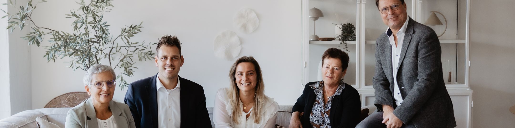 Kantoorfoto Van de Loosdrecht Makelaars