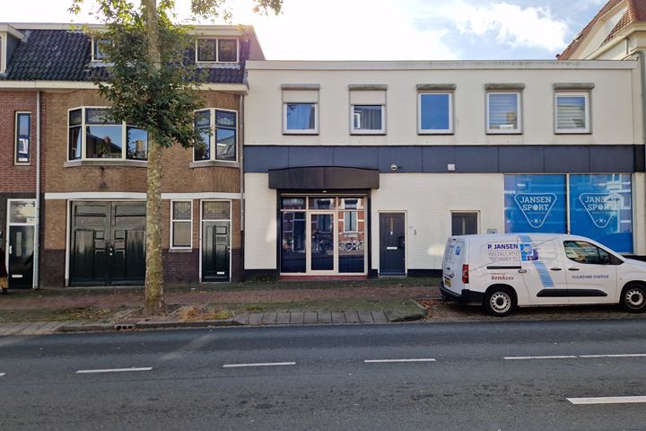 Van Dedemstraat 107 in Bergen op Zoom foto