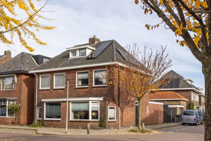 Van den Boschstraat 17 in Enschede foto