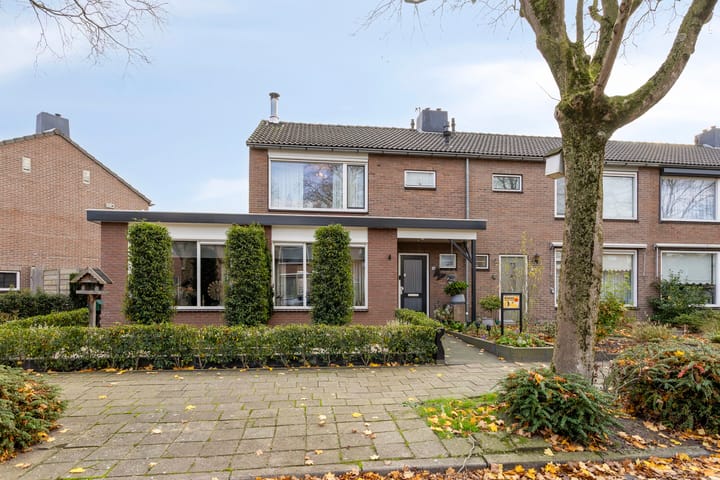 Foto van woning Van der Duyn van Maasdamstraat 30, Lunteren