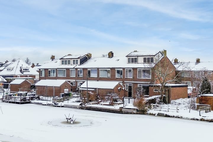 Van der Hoevenstraat 2 in Wijngaarden