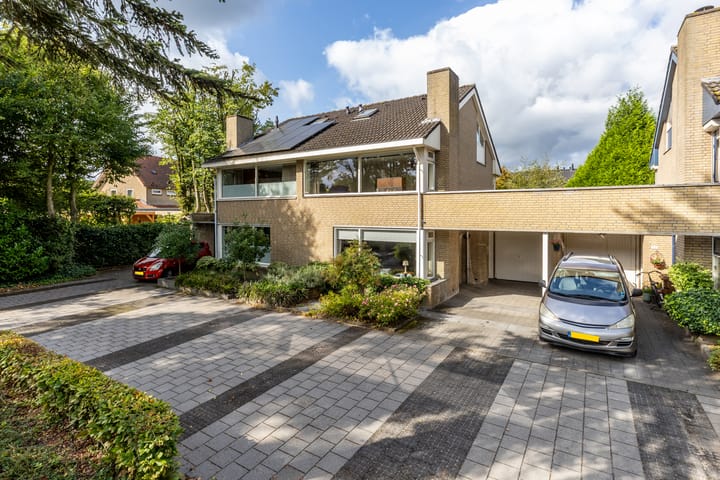 van der Hofstatstraat 11 in Oirschot foto