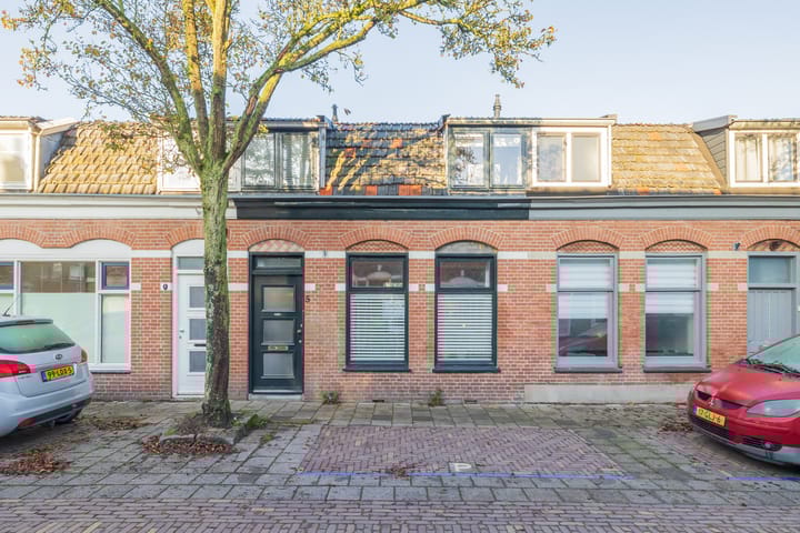 Foto van woning van der Veldstraat 5, Lisse