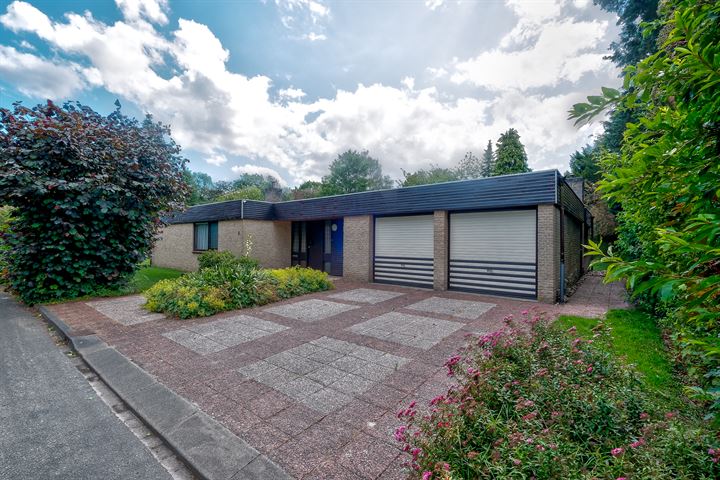 Van der Waalsweg 5 in Haren Gn foto