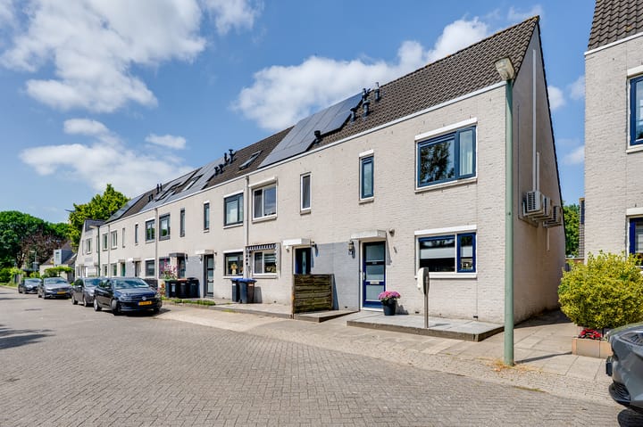 Van Doesburg-erf 14 in Dordrecht foto