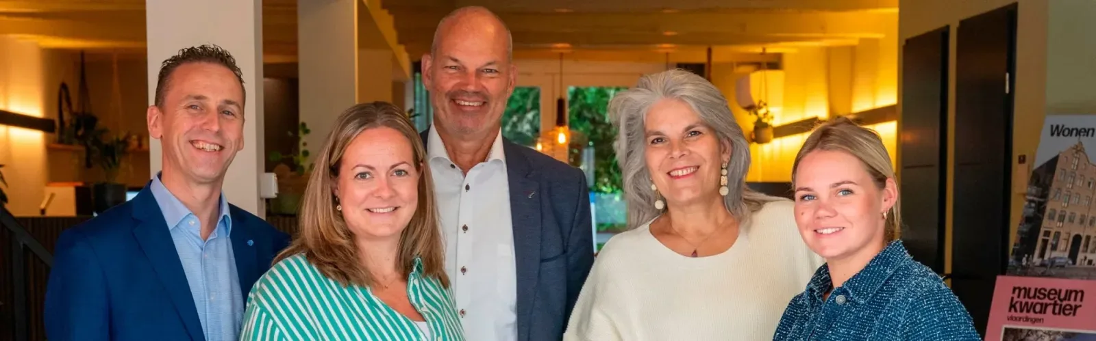 Photo d'équipe de van Driel Makelaardij