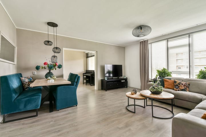 van Godewijckstraat 99 in Hendrik-Ido-Ambacht foto