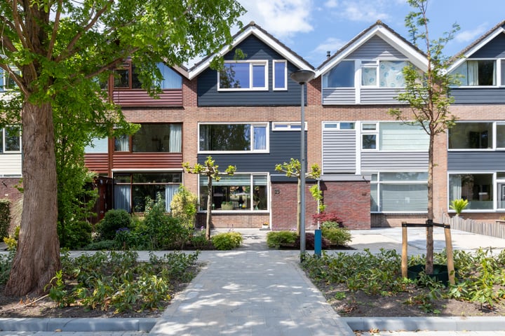 Van Goghstraat 33 in Reeuwijk foto