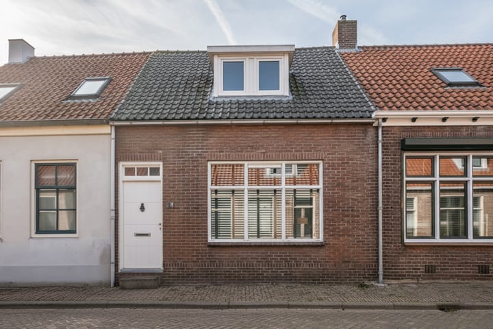 van Hattumstraat 28 in Ellewoutsdijk