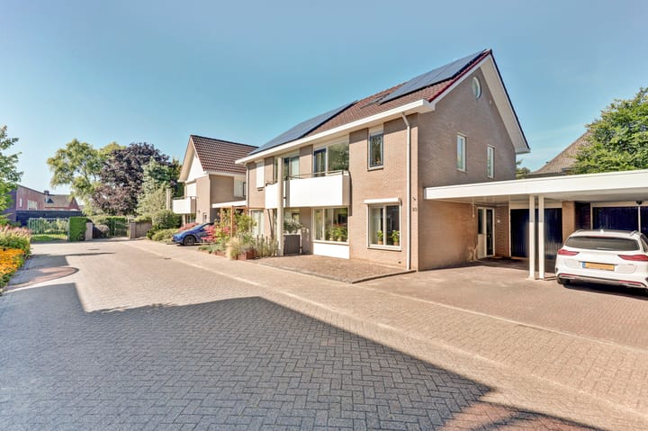 van Heekgaarde 23 in Borne