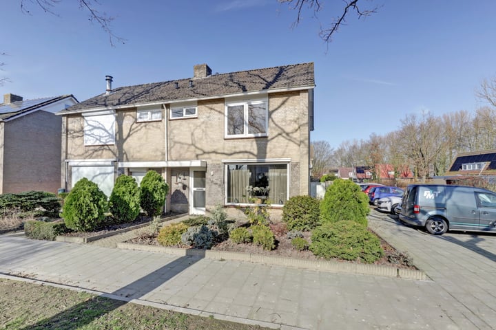 van Heemstralaan 7 in Fijnaart foto