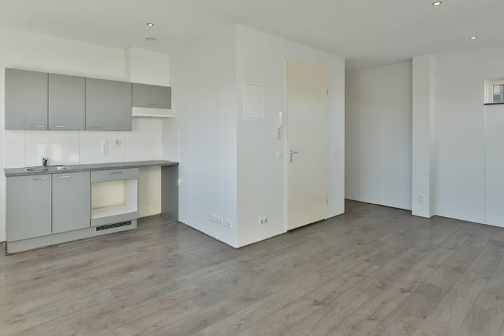 Van Heenvlietlaan 276M in Amsterdam foto