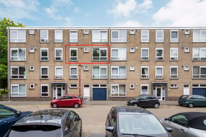 van Herwijnenplantsoen 235 in Nieuwegein