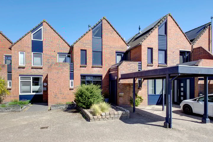 van Hogendorpstraat 6 in Hoogezand foto