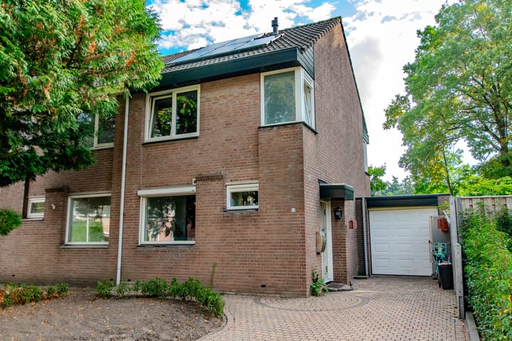 van Houtenstraat 23 in Hoogerheide foto