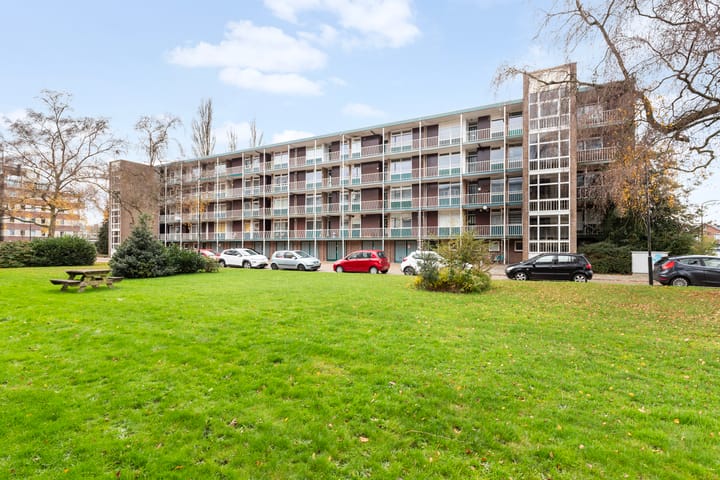 Van Houtenstraat 48 in Apeldoorn foto