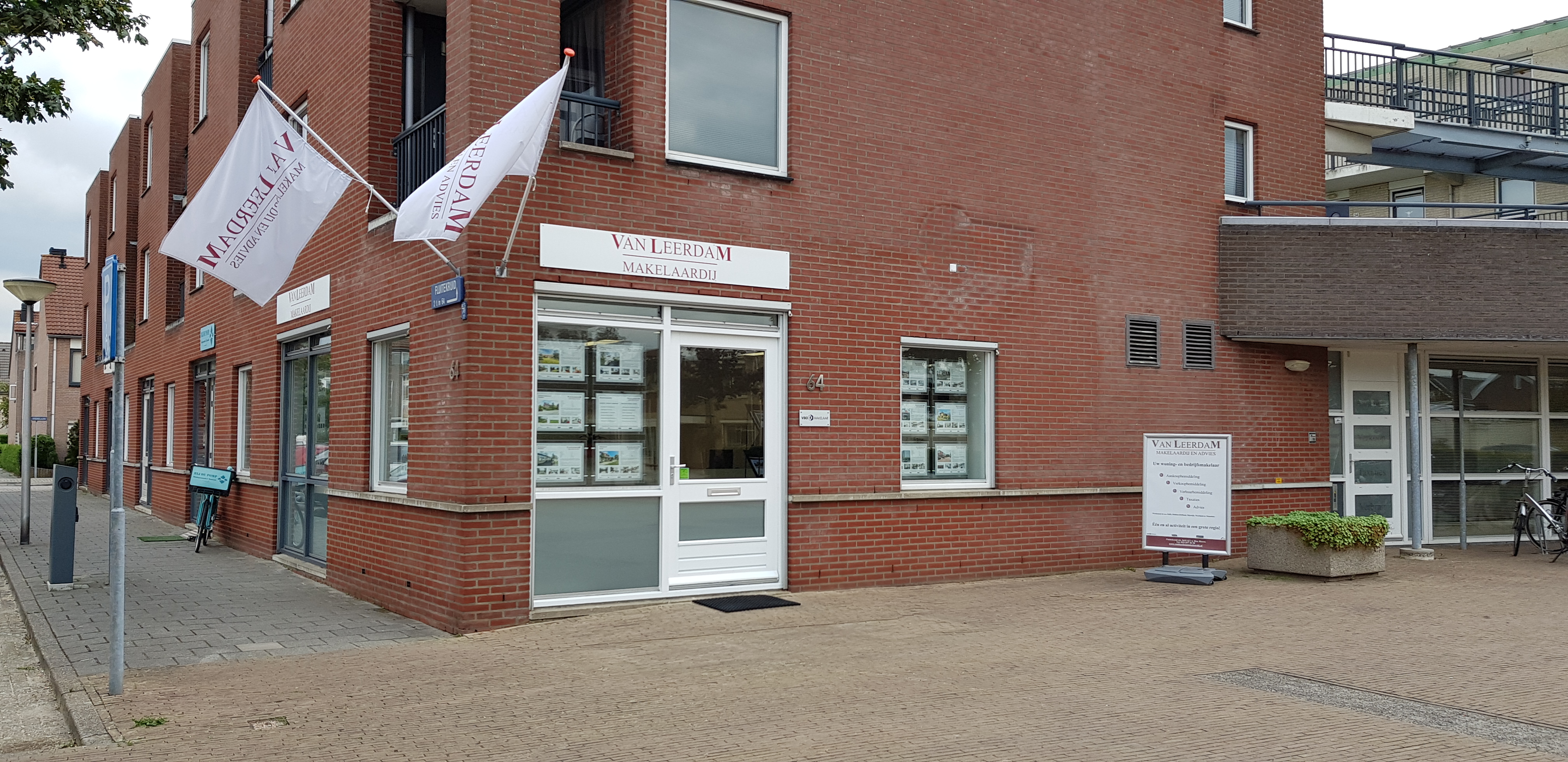 Kantoorfoto Van Leerdam Makelaardij