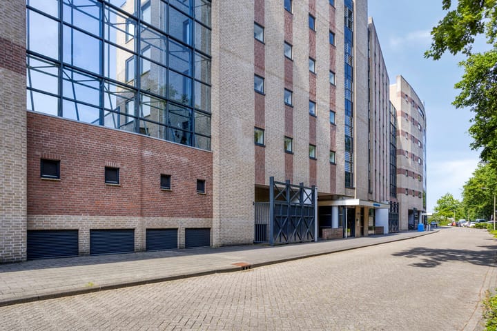 Foto van woning Van Leeuwenhoeklaan 18, Roosendaal