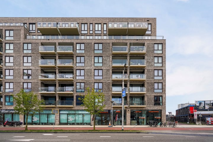 Van Leeuwenhoekpark 214 in Delft foto