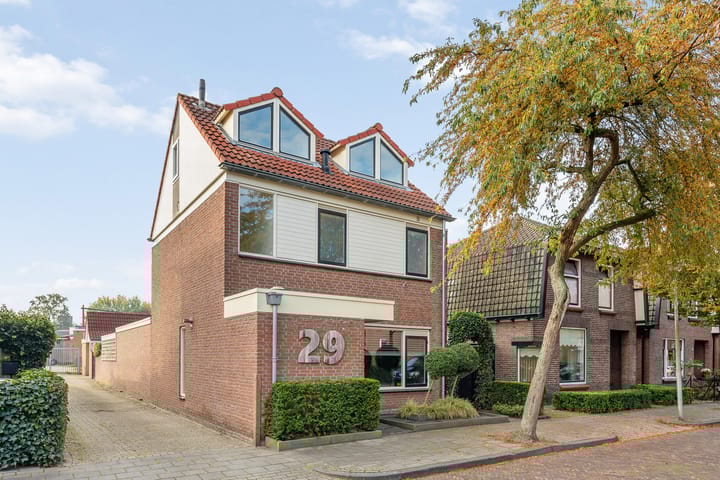 van Lennepstraat 29 in Hengelo foto