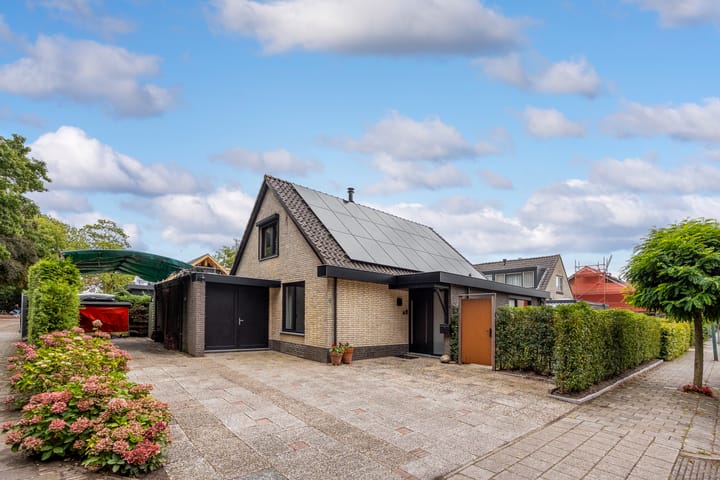 Van Lyndenlaan 28 in Loenen aan de Vecht