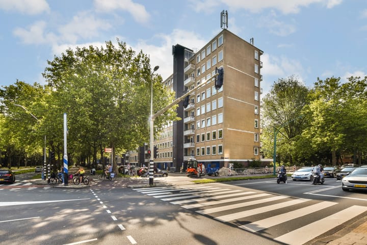 Van Nijenrodeweg 858 in Amsterdam