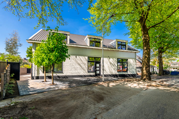 van Oosthuyselaan 79a in Driebergen-Rijsenburg foto