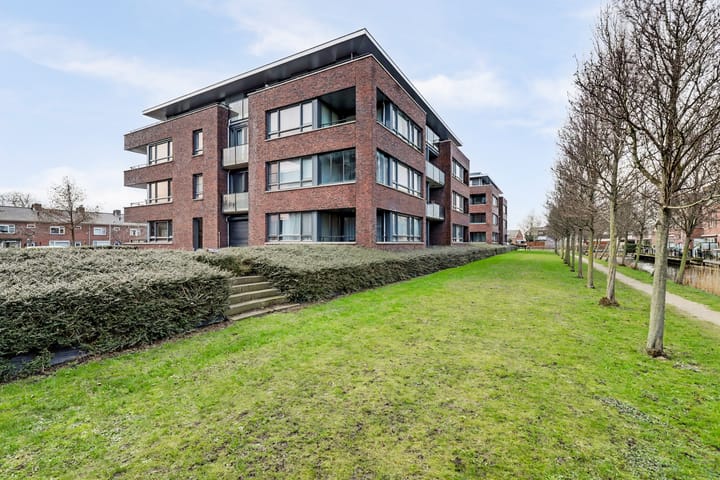 Van Poeljestraat 32 in Honselersdijk