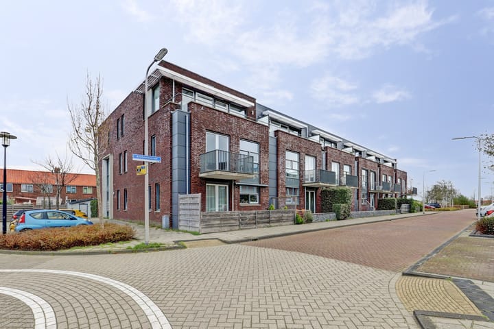 Van Poeljestraat 41 in Honselersdijk foto
