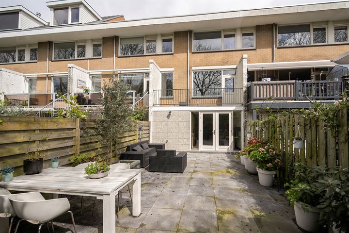 Van Polanenpark 28 in Wassenaar foto