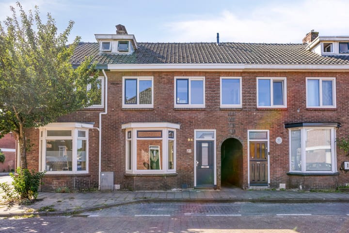 Van Riebeekstraat 94 in Enschede foto