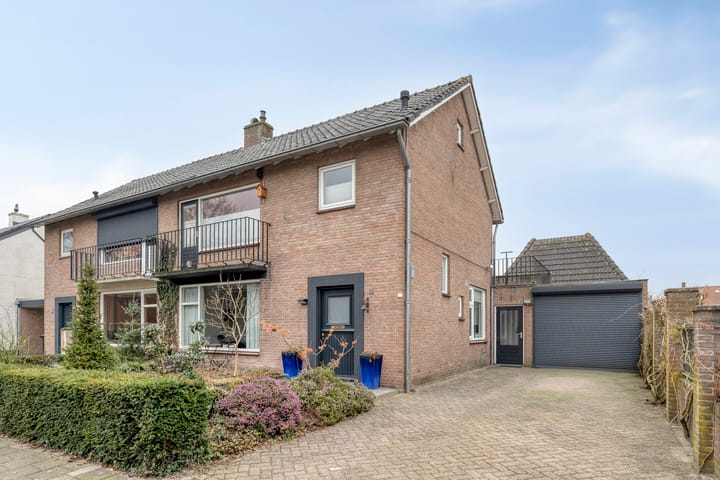 van Rijckevorselstraat 34 in Loon op Zand