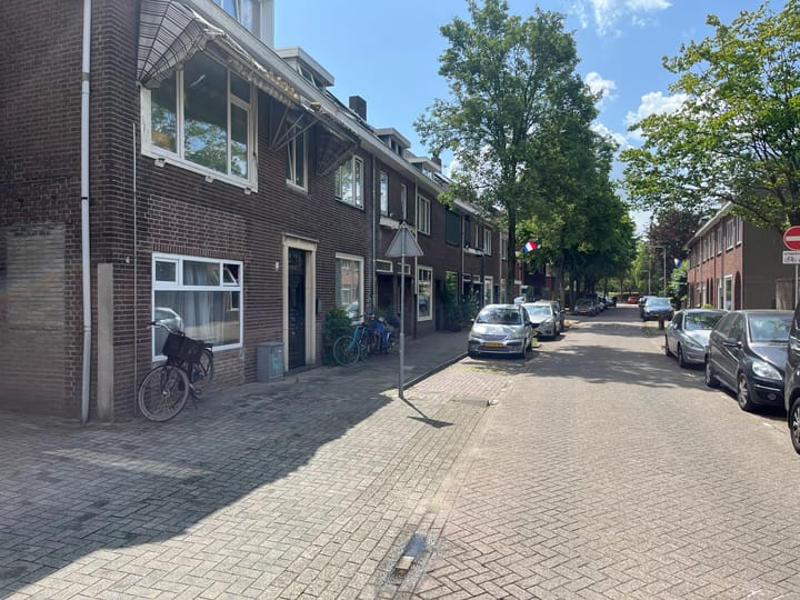 Van Sasse van Ysseltstraat 4 in Tilburg foto