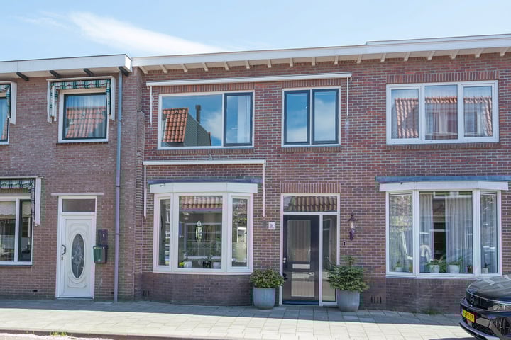 Van 't Hoffstraat 14 in Haarlem foto