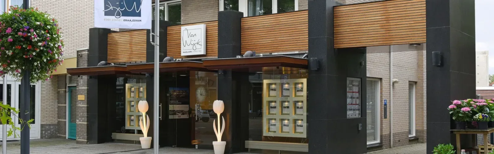 Mannschaftsfoto von Van Wijk Makelaars