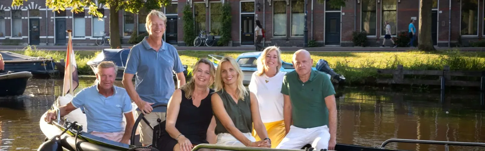 Team foto van Van Wonderen Makelaardij B.V.
