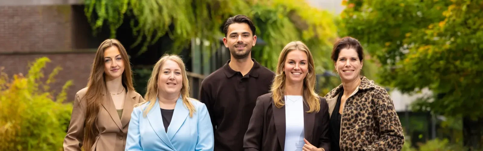 Photo d'équipe de vb&t Makelaars