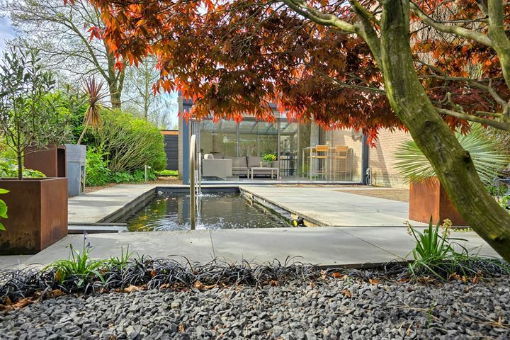 Vechtlaan 106 in Hengelo foto