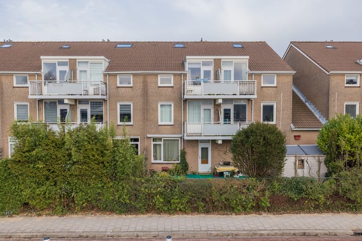 Veenburg 211 in Sassenheim